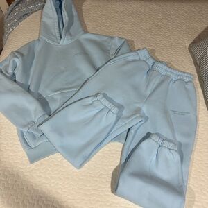 Comfrt Fit two piece sweats Medium